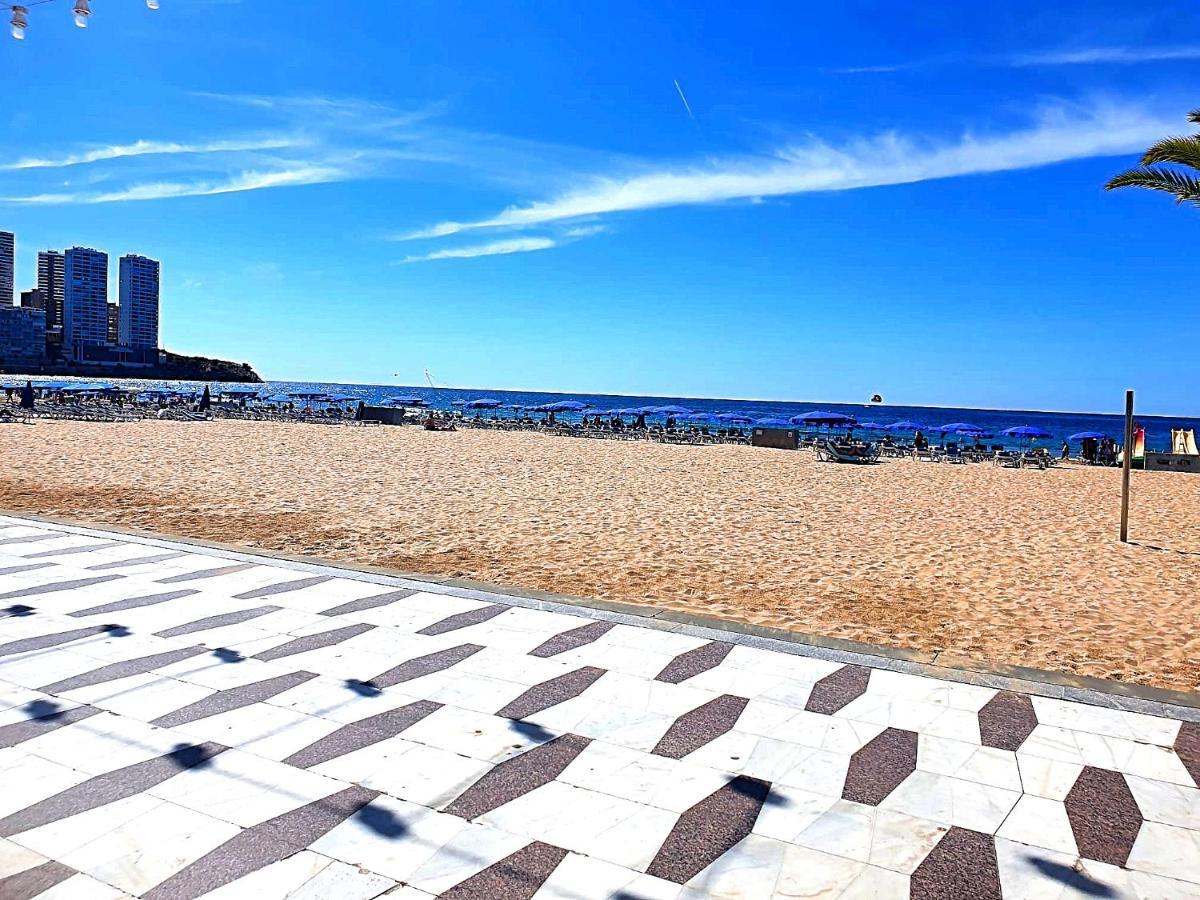 First Line Beach Beautiful Two Bedrooms Benidorm Buitenkant foto