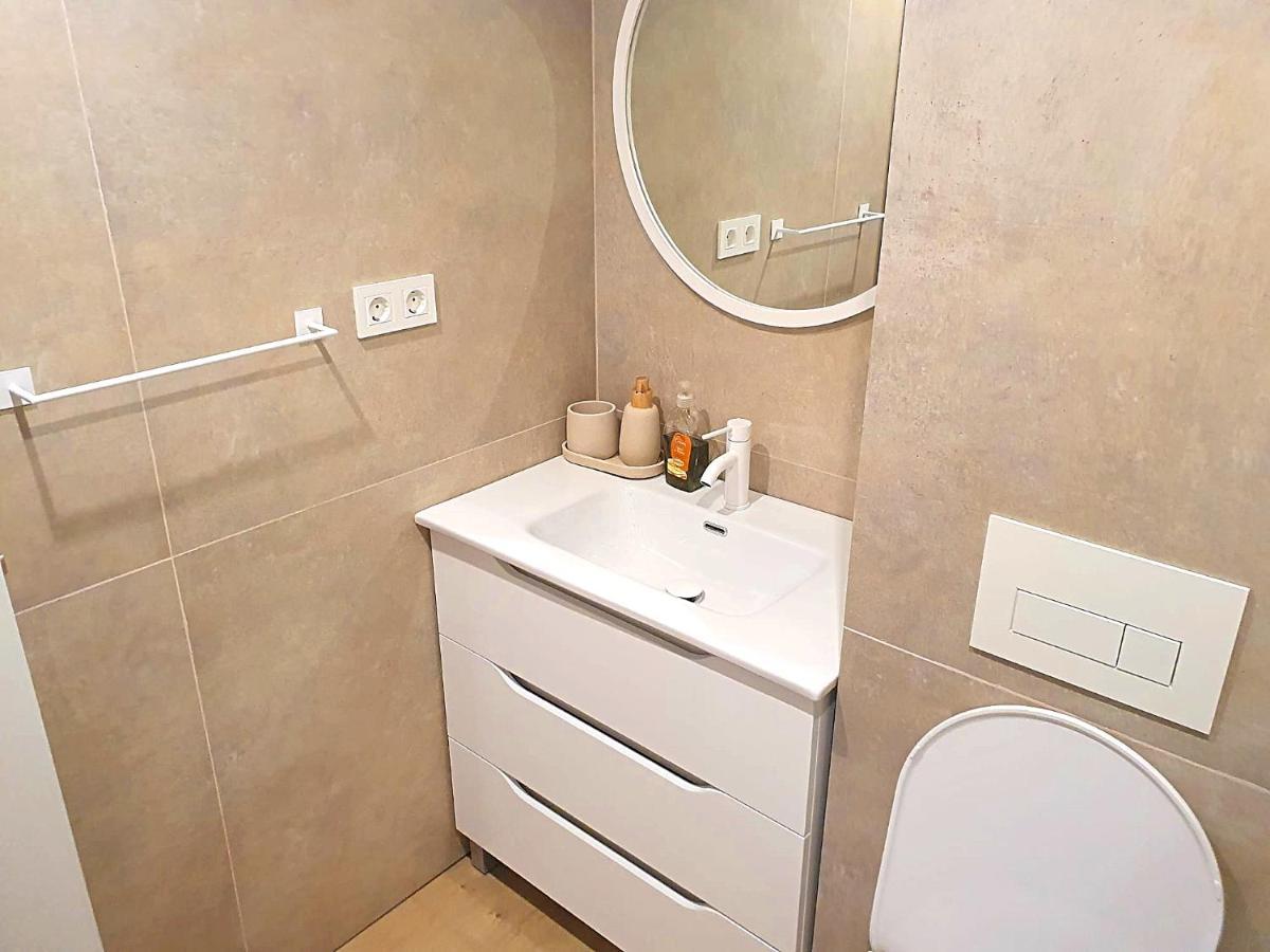 First Line Beach Beautiful Two Bedrooms Benidorm Buitenkant foto