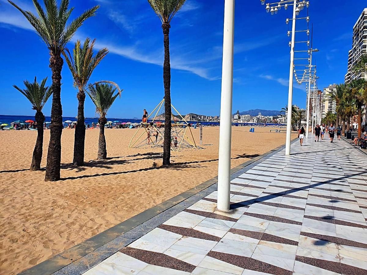 First Line Beach Beautiful Two Bedrooms Benidorm Buitenkant foto